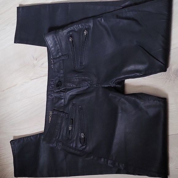 DL1961 Pants - DL1961 black pants size 26